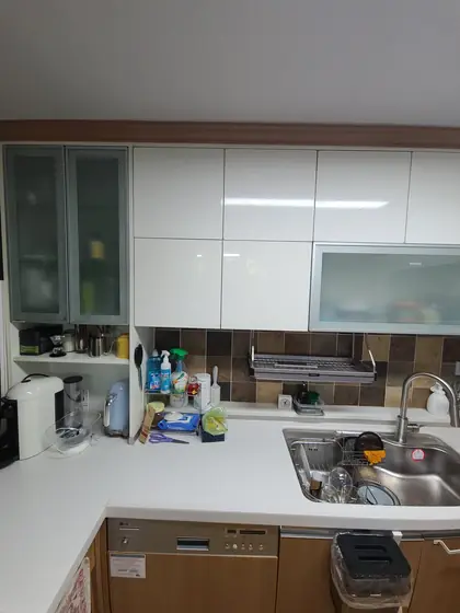 상부장 교체 — 양옆과 맞춘 새 상부장